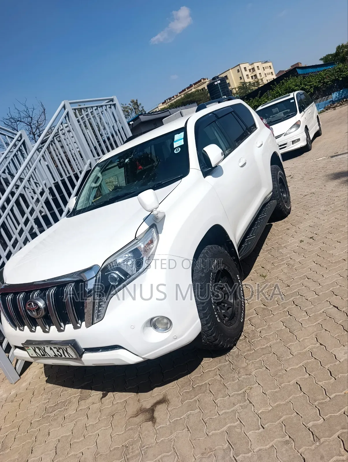 Toyota Land Cruiser Prado 2015 White