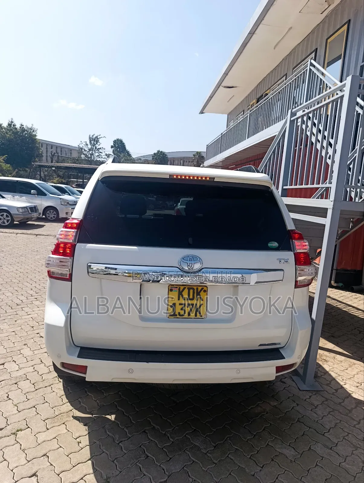 Toyota Land Cruiser Prado 2015 White