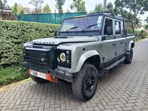Land Rover Defender 2000 Gray