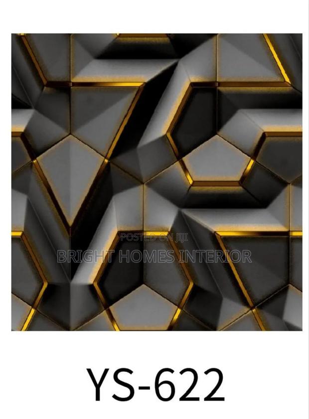 3d Studio Black and Gold Wallpaper