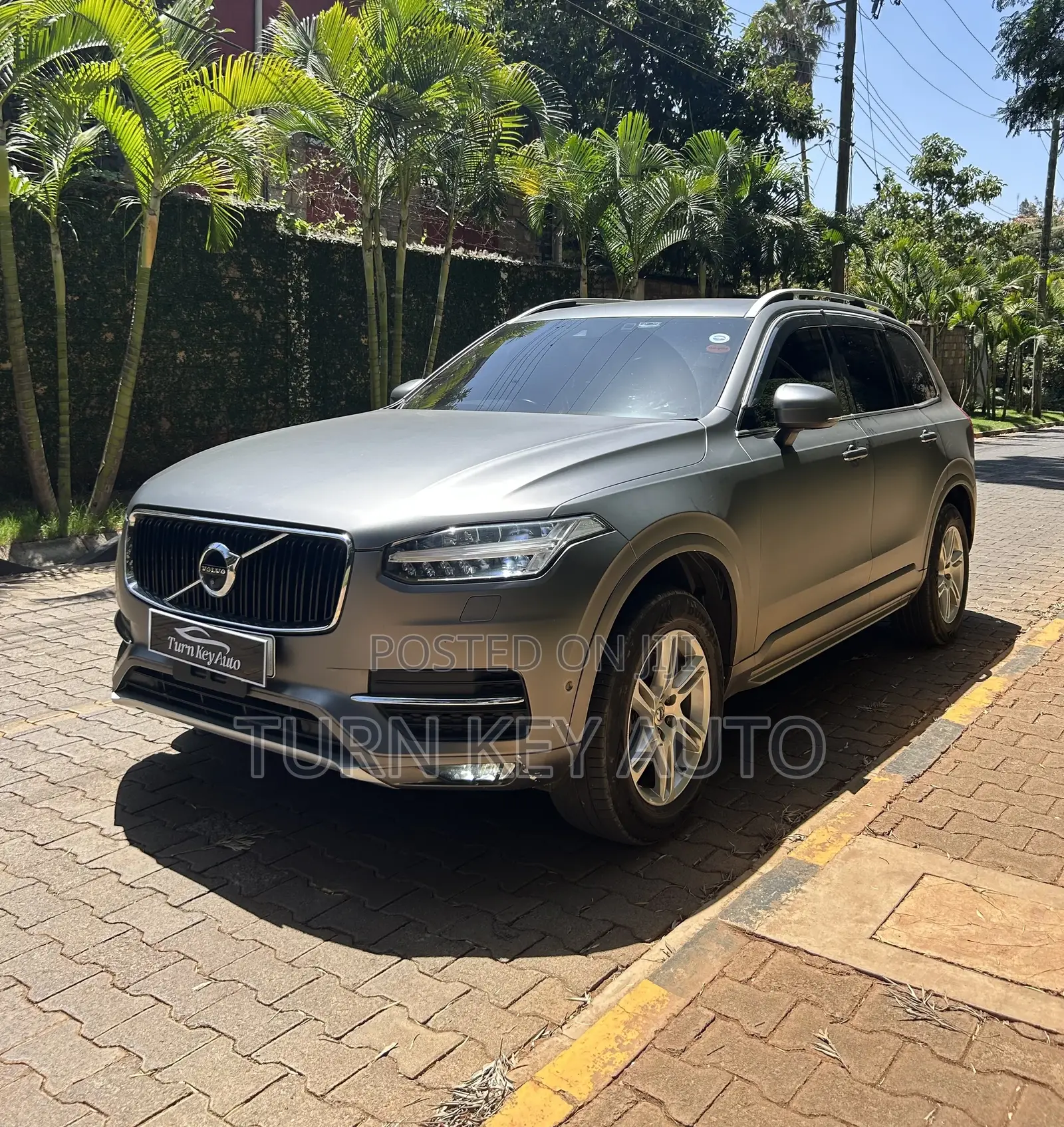 Volvo XC90 T5 Momentum AWD (2.0L 4cyl 8A) 2017 White