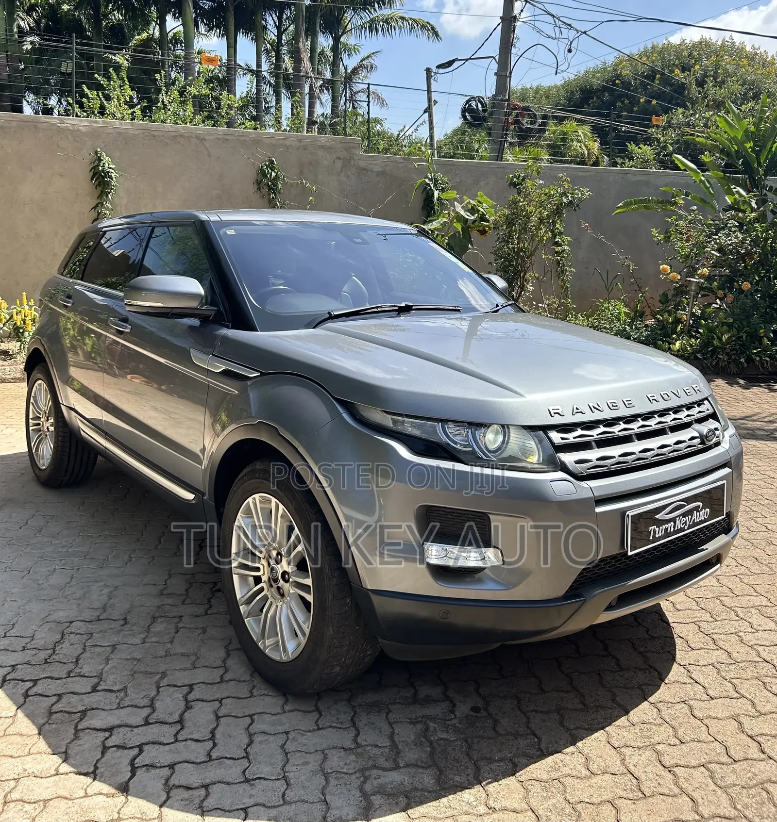 Land Rover Range Rover Evoque Dynamic 4x4 (2.0L 4cyl 9A) 2014 Gray