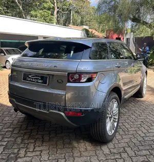 Land Rover Range Rover Evoque Dynamic 4x4 (2.0L 4cyl 9A) 2014 Gray