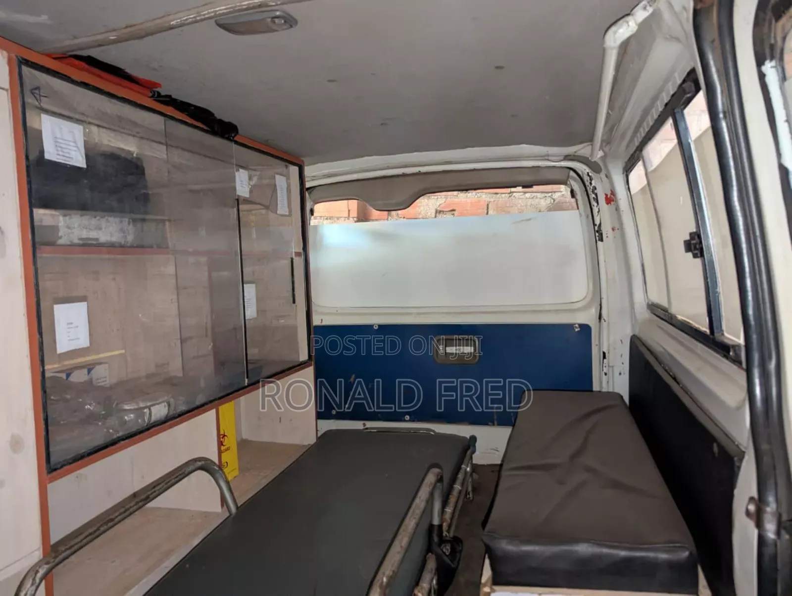 Toyota HiAce 2009 White