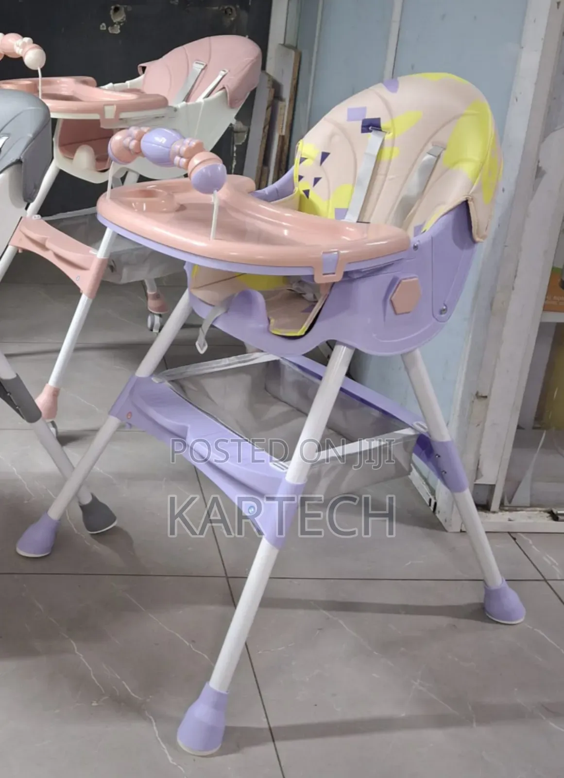 2-in-1 Baby Feeding Chair / High Chair