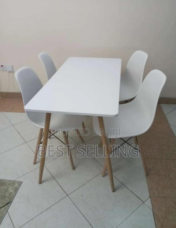 White Dinning Set