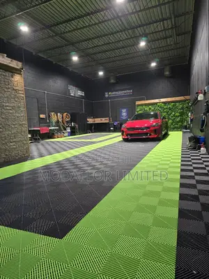 Garage Floor Interlocking Mats for Car Wash Workshops