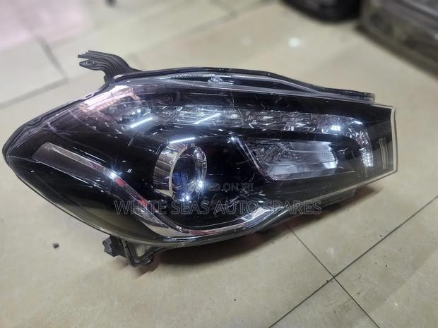 Headlight Suzuki Sx4 2020 - main view
