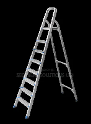 8 
Step Minara Aluminium Household Step Ladder.