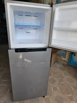 Samsung Rt/28 Fridge