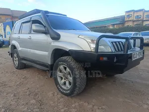 Toyota Land Cruiser Prado 3.0 D-4D 5dr 2005 Silver