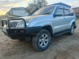Toyota Land Cruiser Prado 3.0 D-4D 5dr 2005 Silver