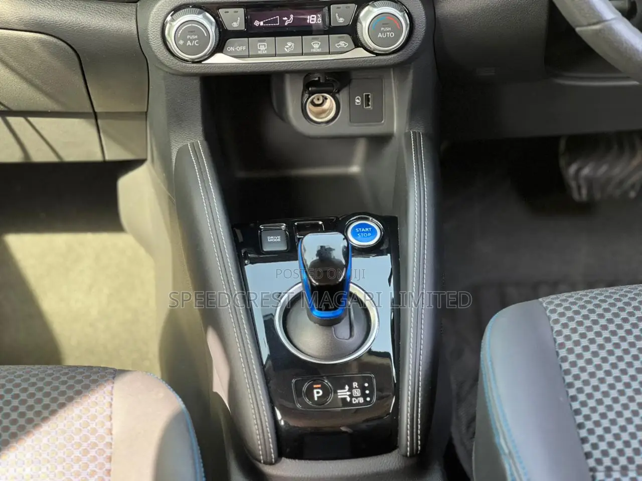 Nissan Kicks S 2020 Orange
