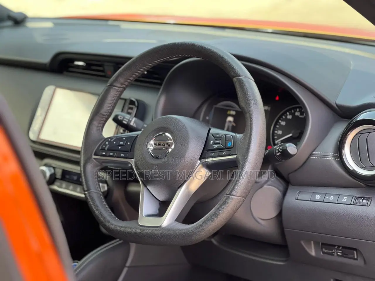 Nissan Kicks S 2020 Orange