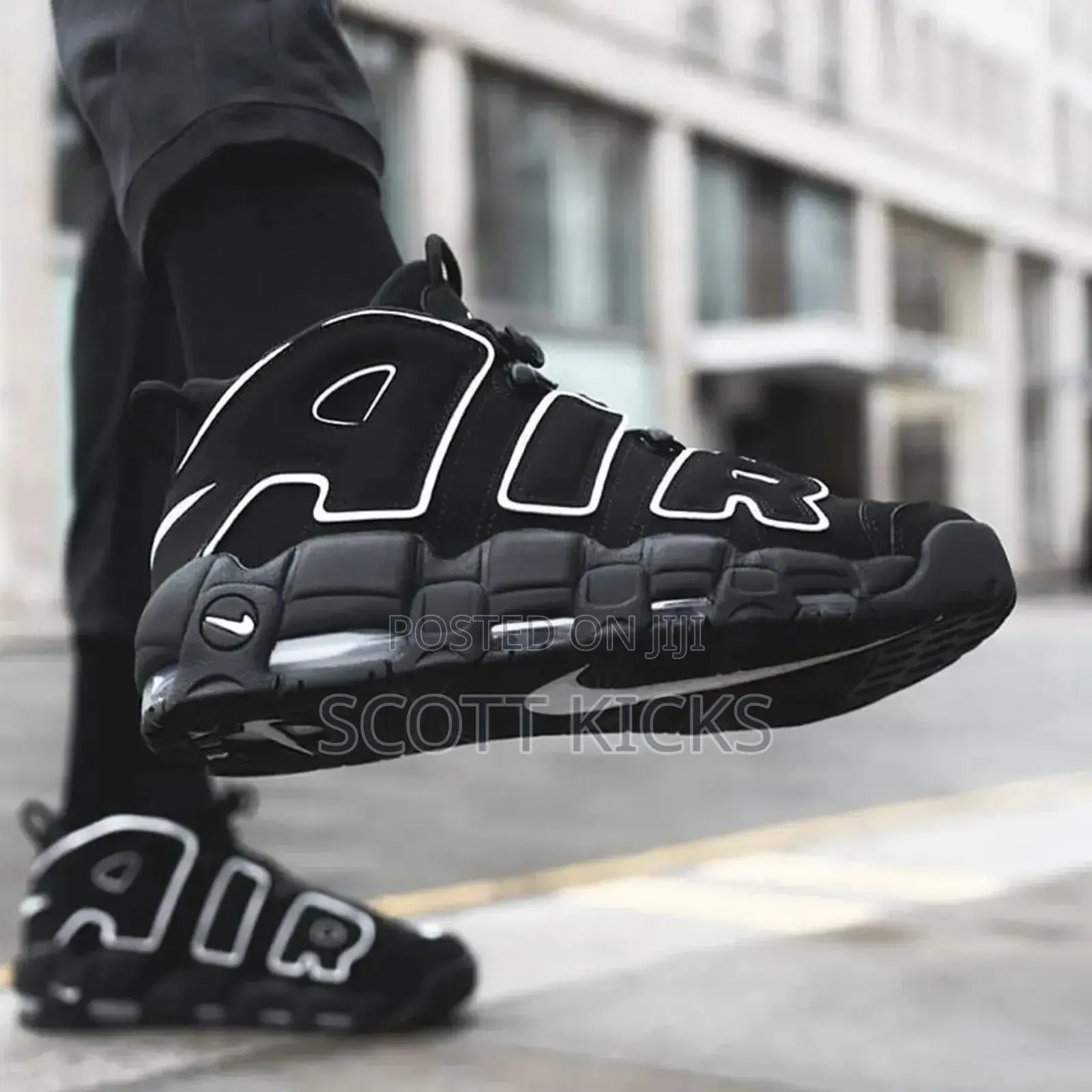 Nike Uptempo Black