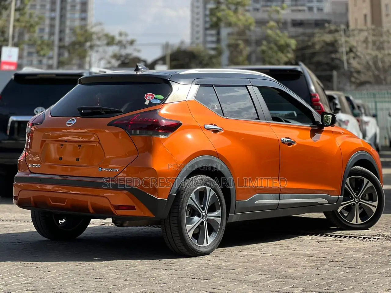 Nissan Kicks S 2020 Orange