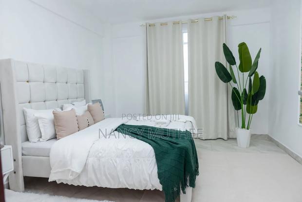 Airbnb Host - thumbnail 3