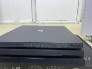 Play Station 4 Pro - thumbnail 2