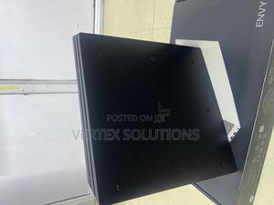 Play Station 4 Pro - thumbnail 2