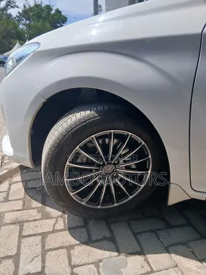 Toyota Corolla Fielder 1.5 Petrol FWD 2020 White