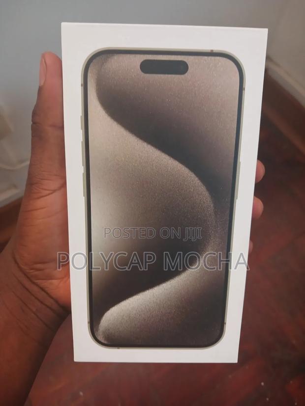 Apple iPhone 15 Pro Max 256 GB Black - thumbnail 3