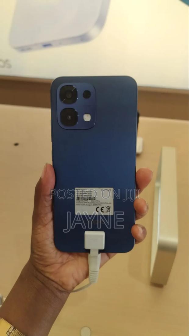 New Oppo A6 Pro 256 GB Blue - main view
