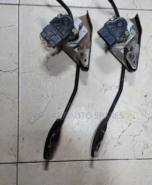 Pedal Sensor Mitsubishi Pajero I0