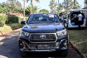 Toyota Hilux 2019 Black