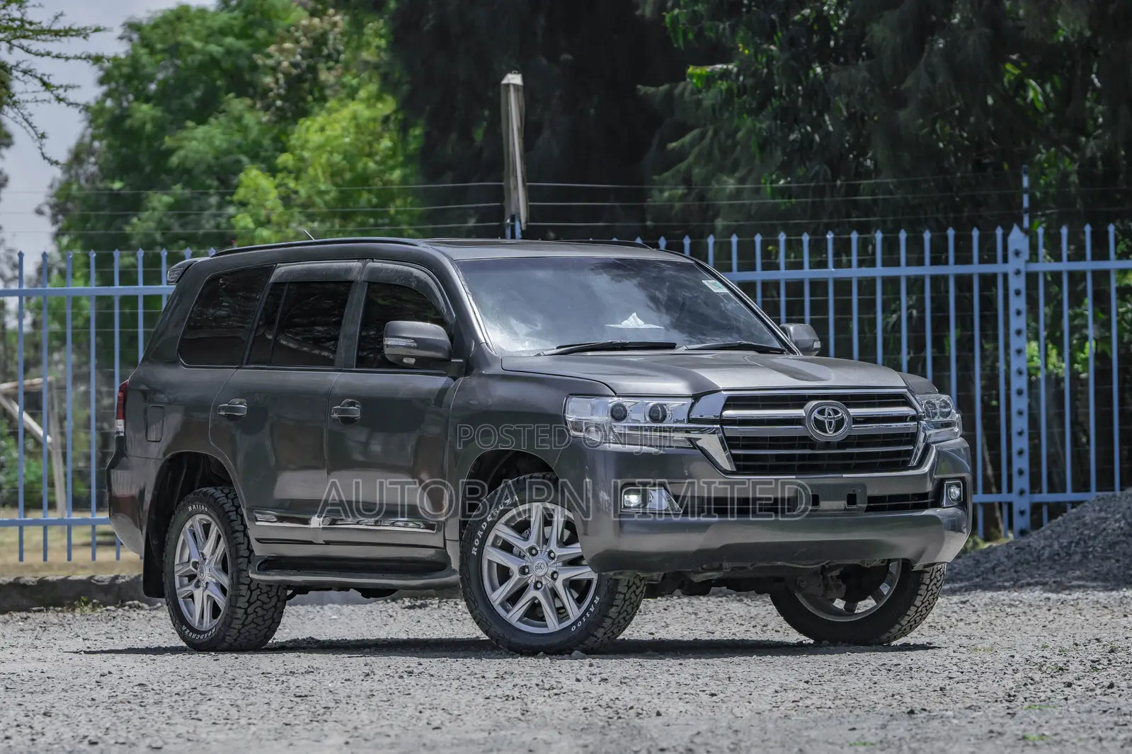 Toyota Land Cruiser 4.5 V8 DSL 2013 Gray