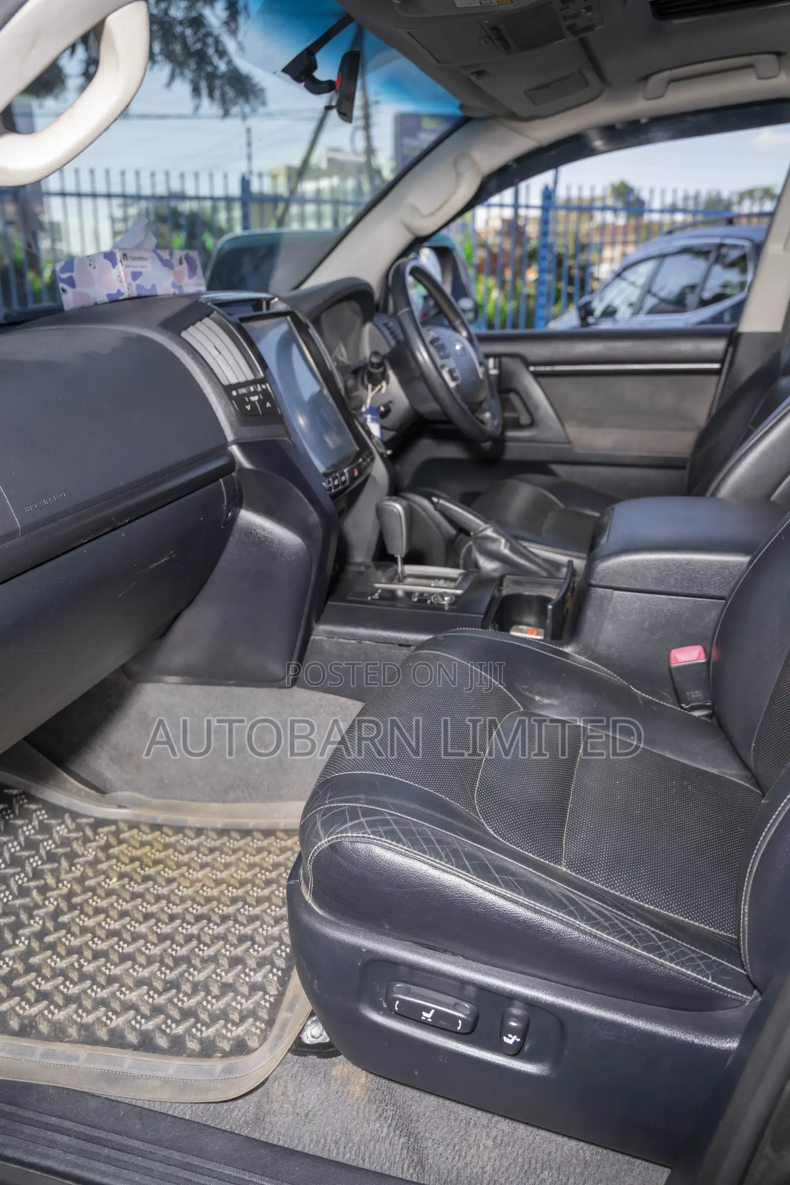 Toyota Land Cruiser 4.5 V8 DSL 2013 Gray