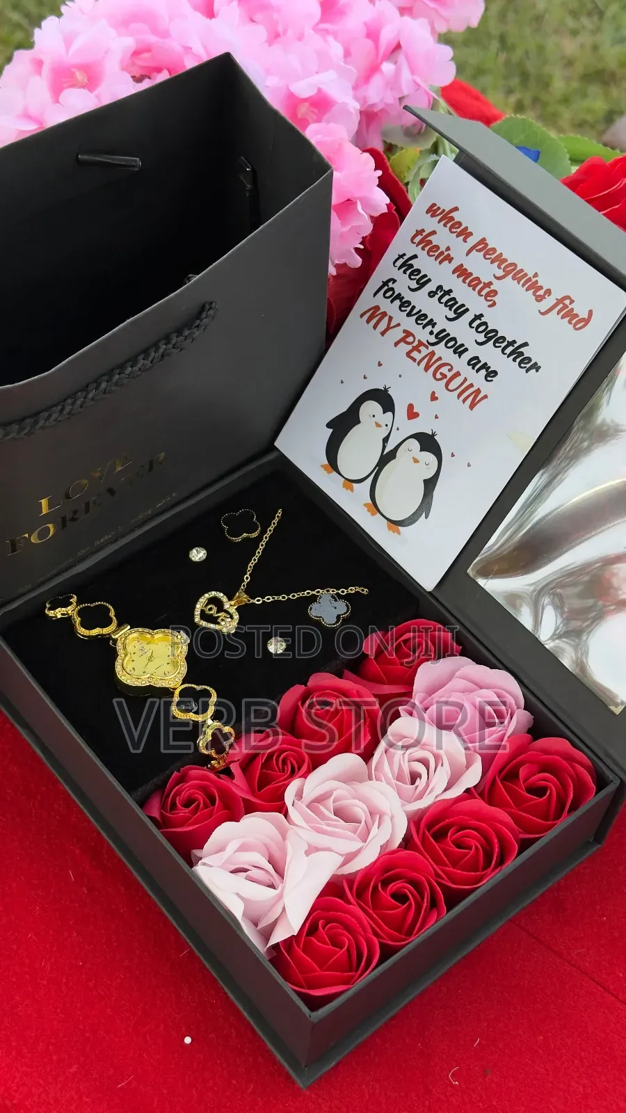 Trendy Valentines Ladies Gift Set