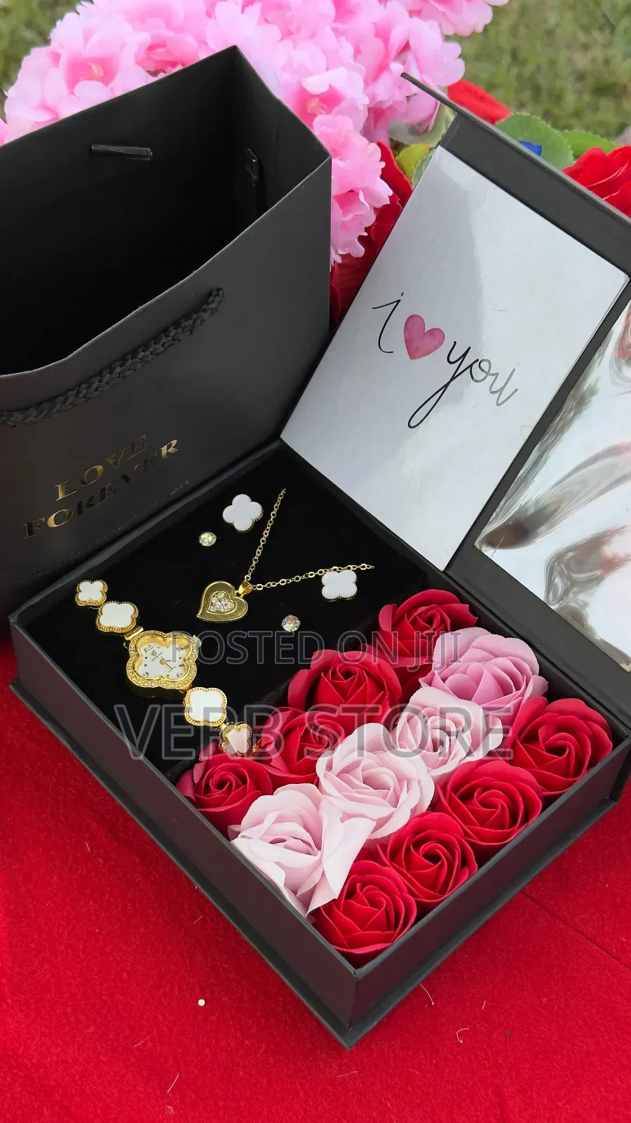 Trendy Valentines Ladies Gift Set