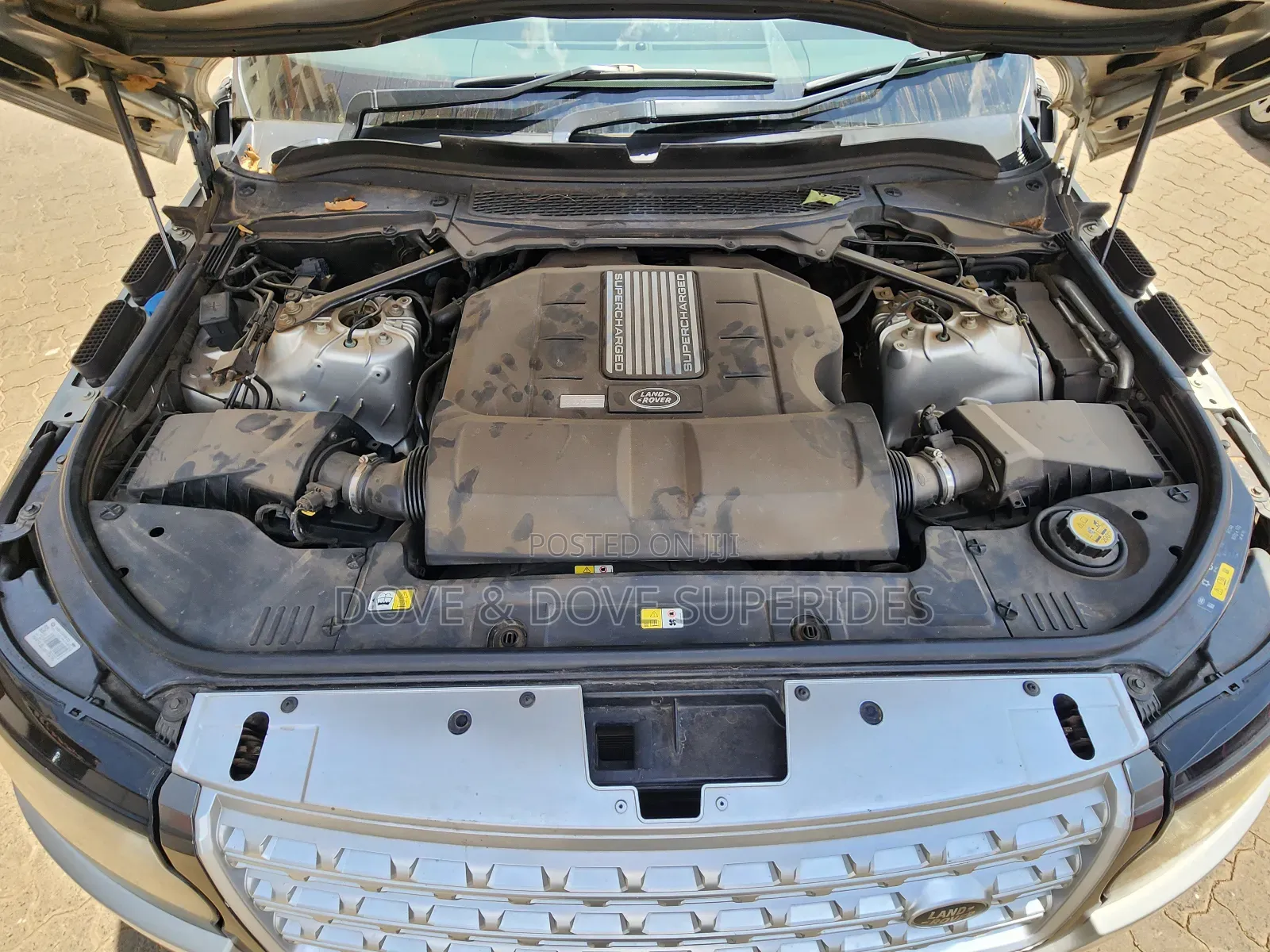 Land Rover Range Rover Vogue 2016 Beige