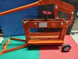 Brick Or Block Cutter. Cabro Cutter - thumbnail 2