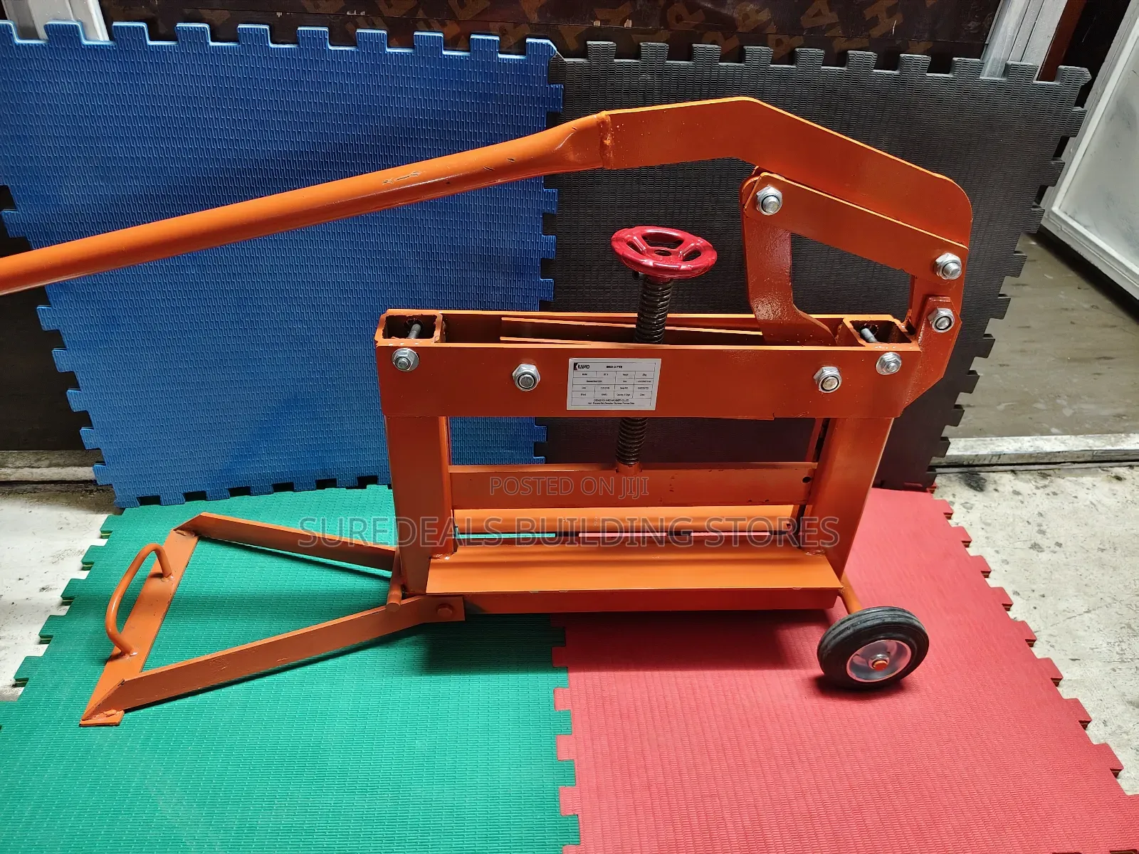 Brick Or Block Cutter. Cabro Cutter
