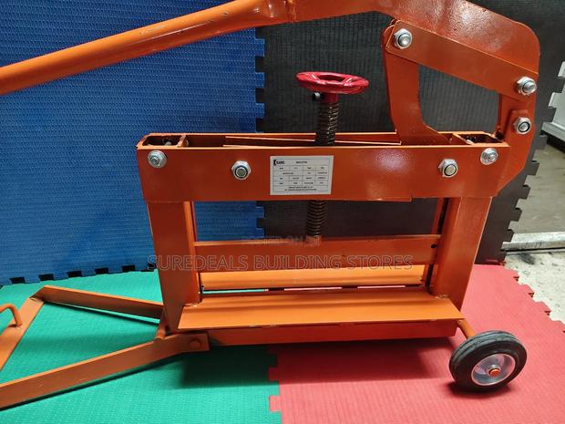 Brick Or Block Cutter. Cabro Cutter - thumbnail 4