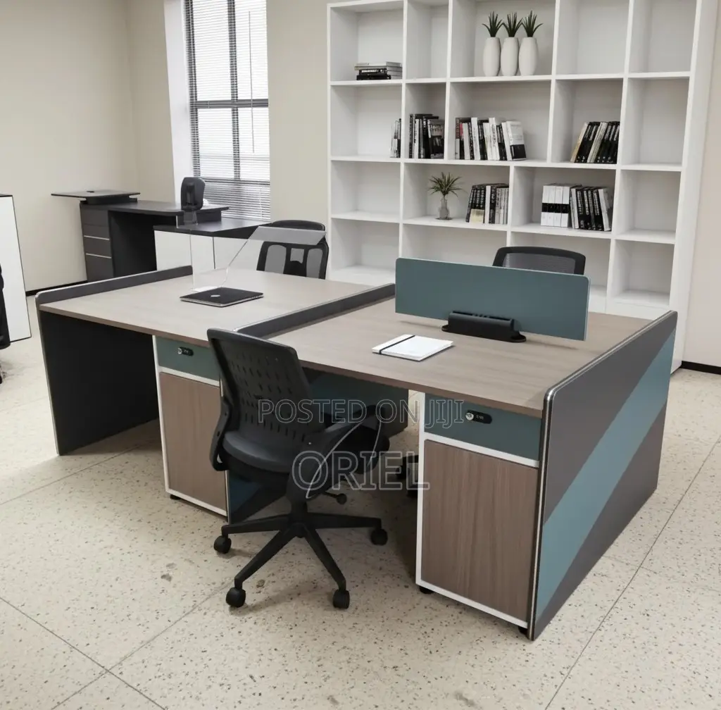 Office Workstation : 4-Way Executive Office Workstation