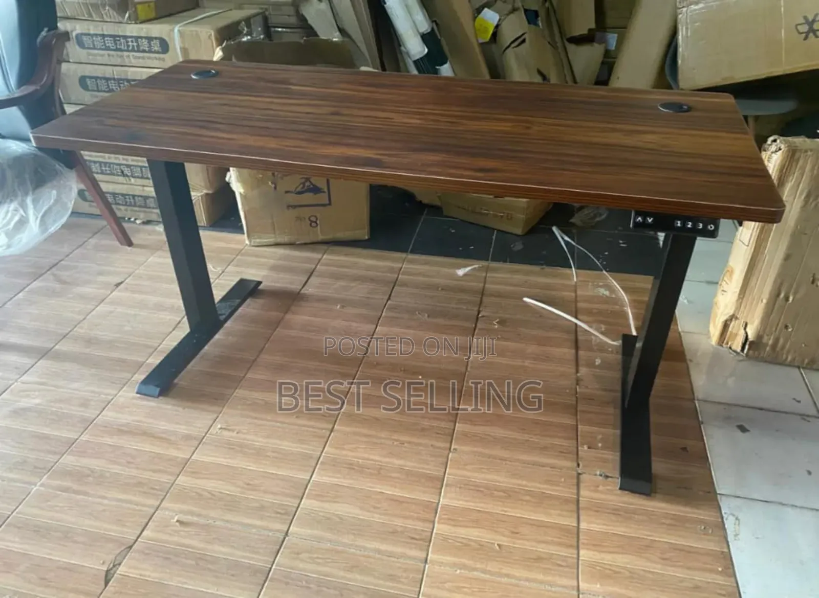 Electric Adjustable Table