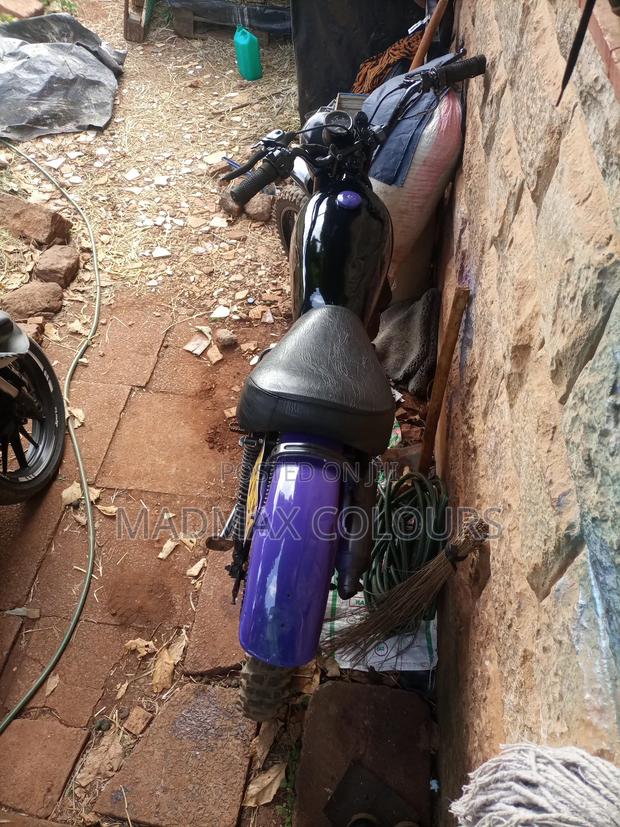 Suzuki 2010 Black - thumbnail 4