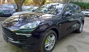 Porsche Cayenne 2016 Black