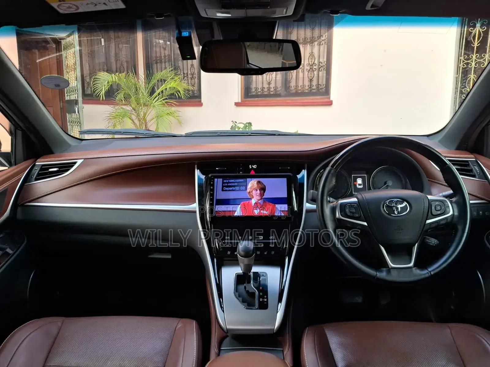 Toyota Harrier 2.0 2018 White