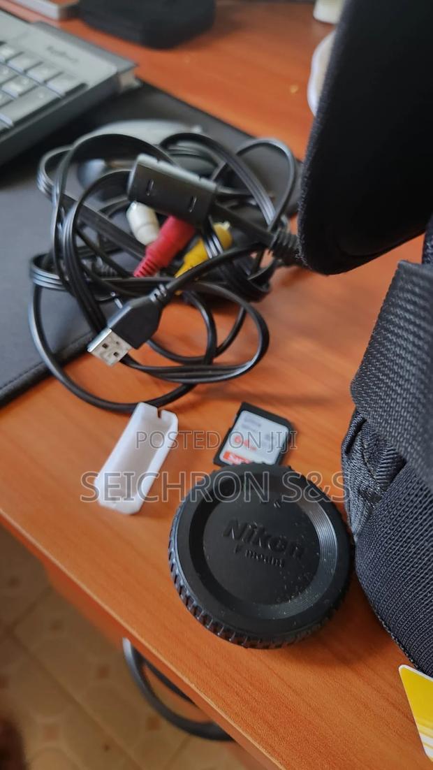 Nikon D5200 DSLR Camera With Lens Accessories - thumbnail 3