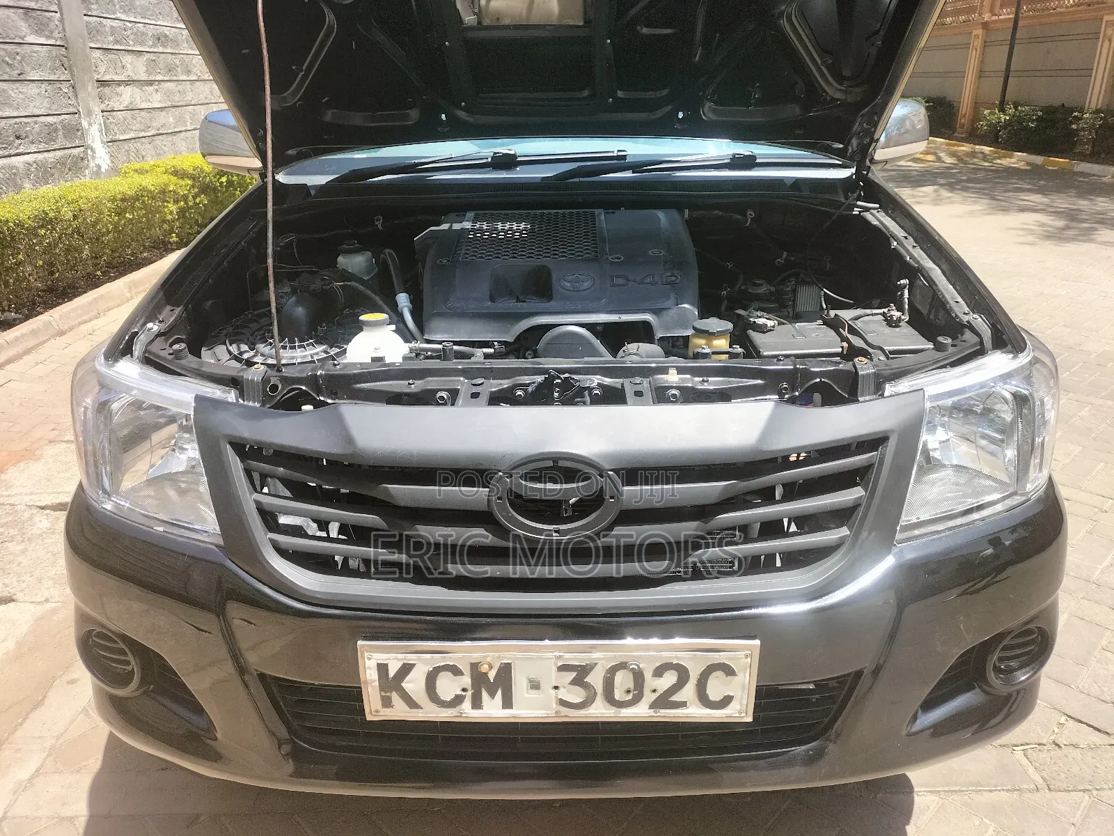 Toyota Hilux 2010 Black