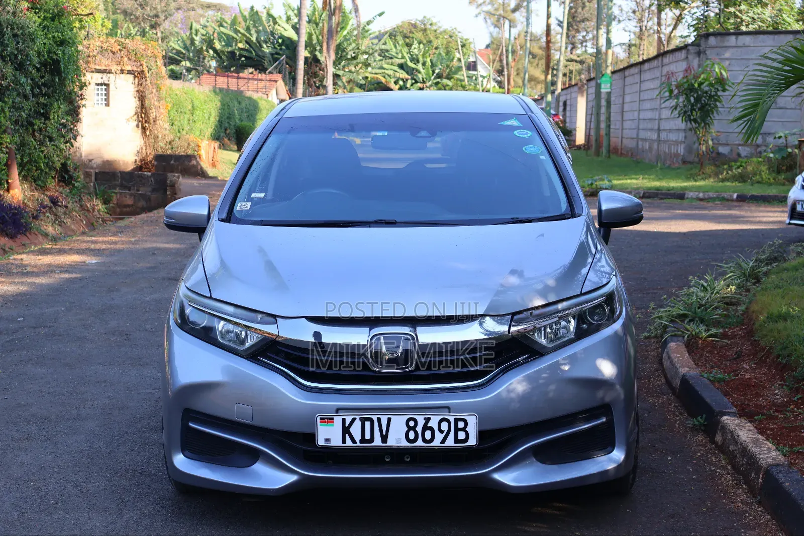 Honda Fit Shuttle 2018 Silver