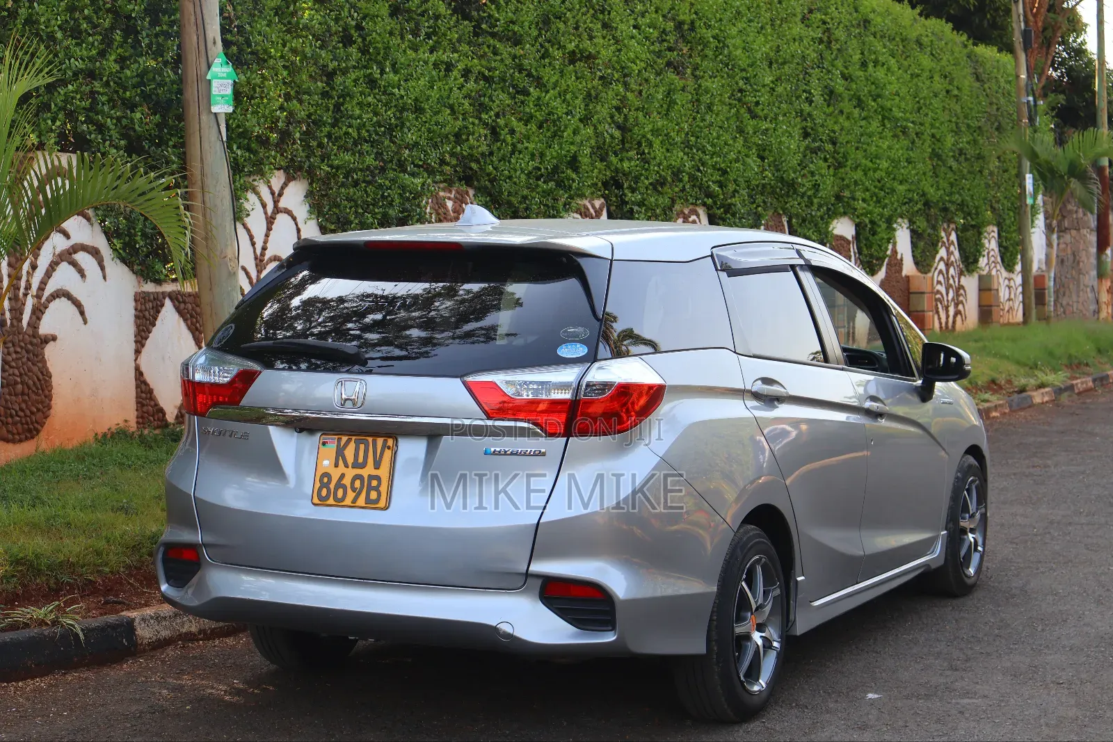 Honda Fit Shuttle 2018 Silver
