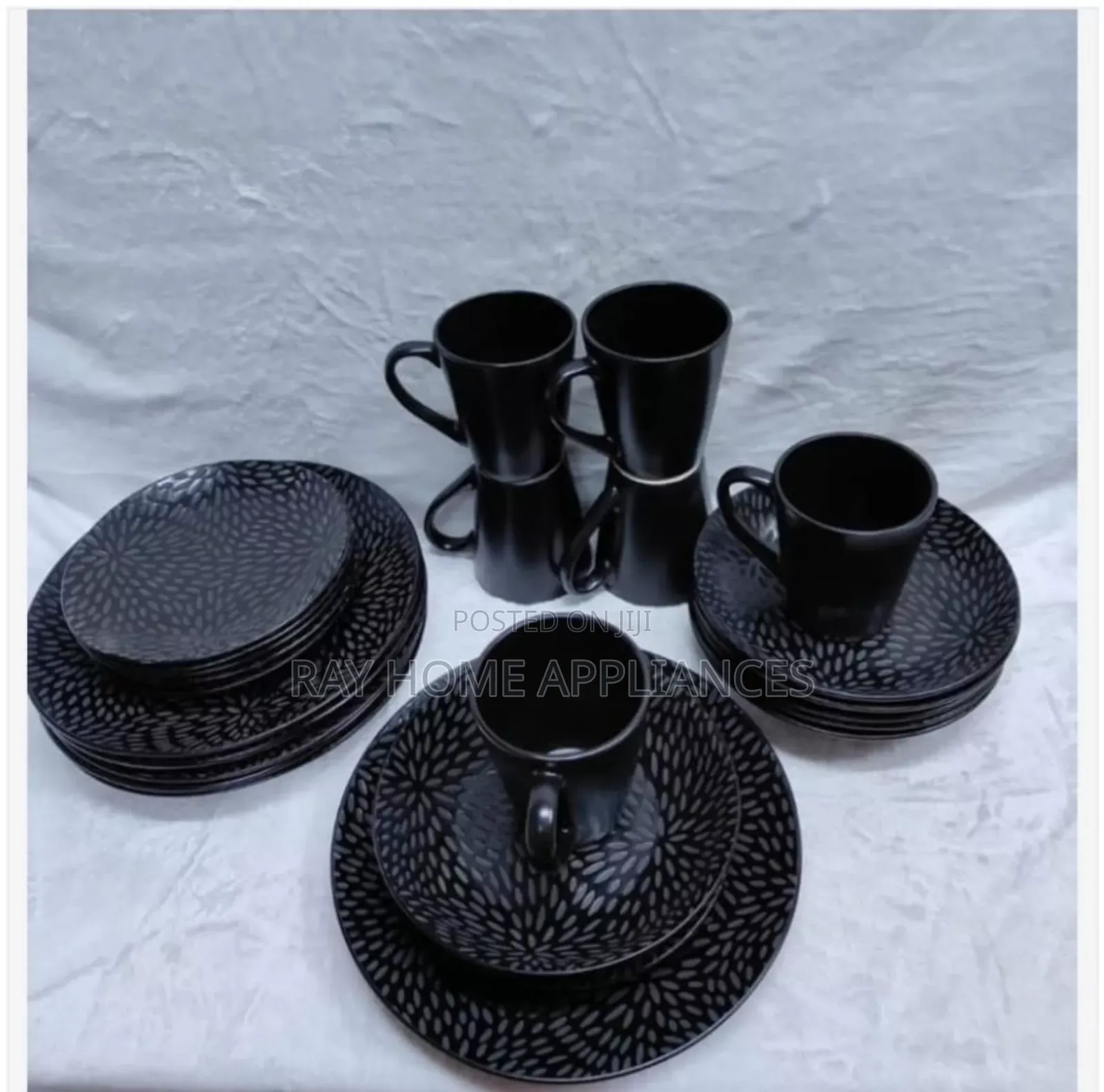 24 Pieces Black Dinner Set