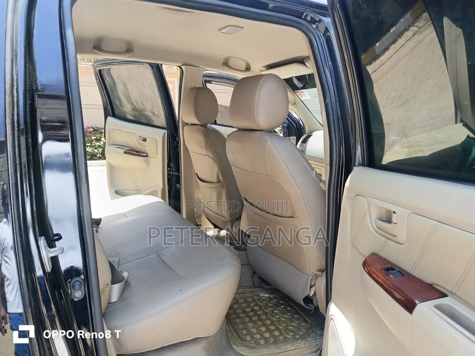 Toyota Hilux 2010 Matt Black