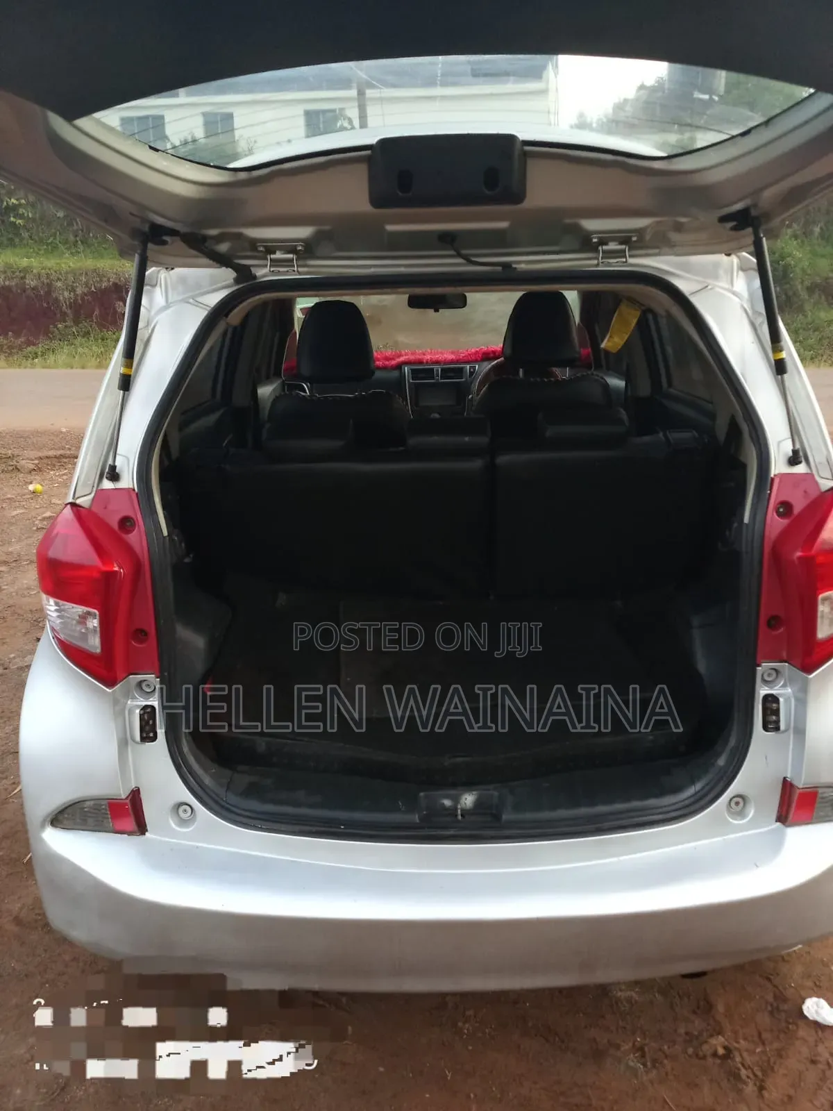 Subaru Trezia 2012 Silver