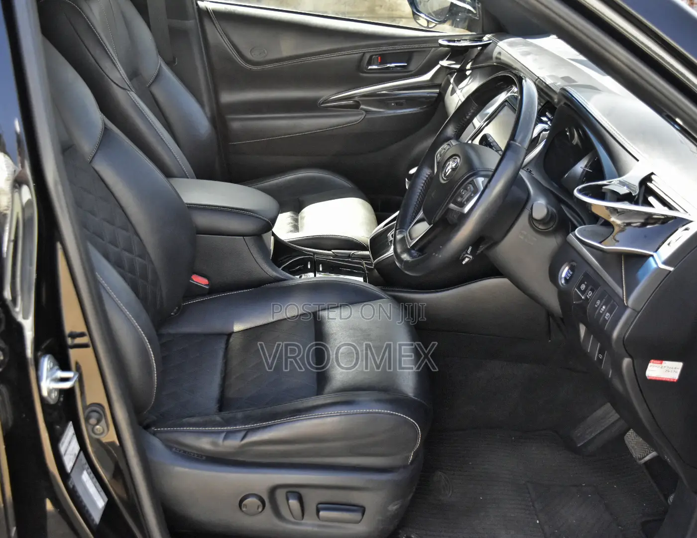 Toyota Harrier 2019 Black