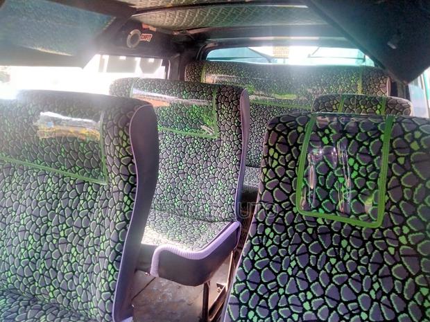 Nissan Caravan (Urvan) 2000 Green - thumbnail 5